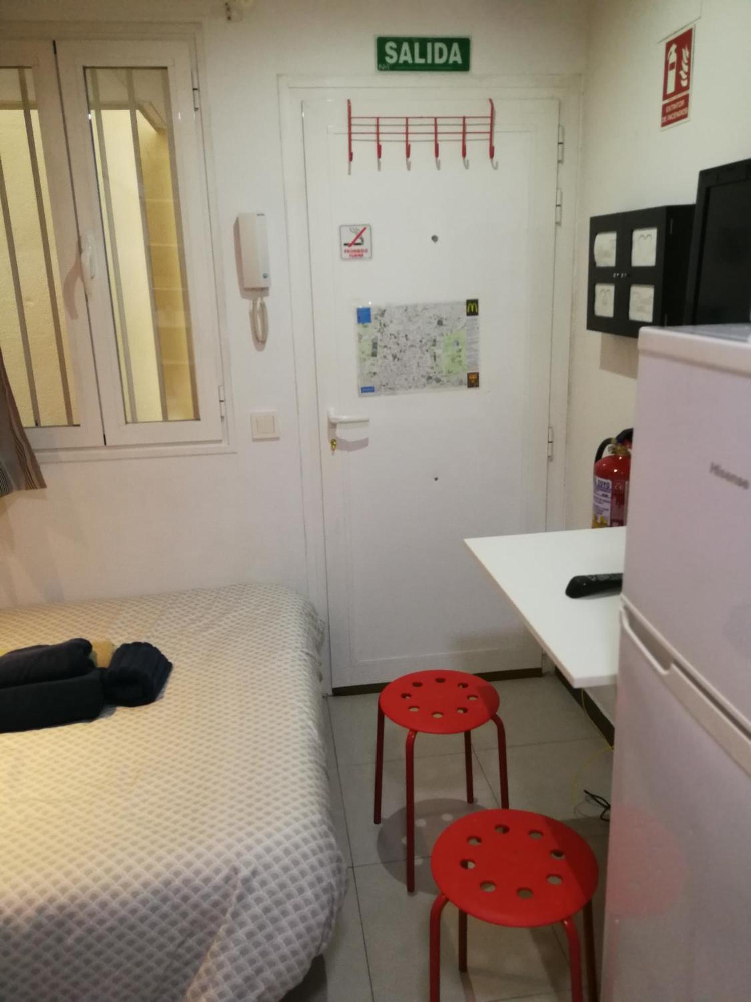 Microloft En Lavapies, 15 Metros Apartment Мадрид Екстериор снимка